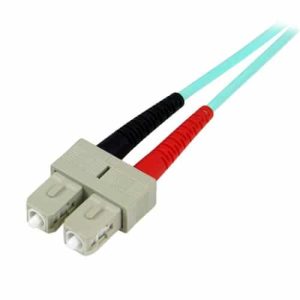 StarTech.com Cable Patch de Fibra LSZH Duplex Multimodo Aqua 50/125 10 Gb 2m LC – SC