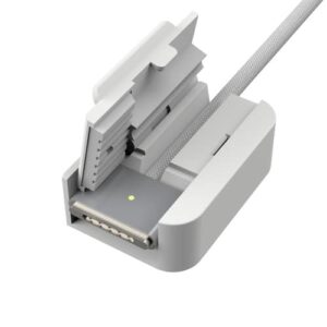 j5create JCD395-N Concentrador 4K60 Elite Pro USB4® con equipo MagSafe®