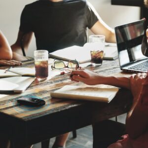 TP-Link M7010 / Mobile Router router inalámbrico Banda única (2,4 GHz) 4G