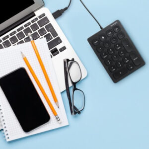 Kensington K79820WW teclado numérico Portátil/PC USB Negro Kensington K79820WW teclado numérico Portátil/PC USB Negro