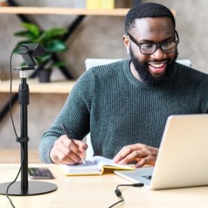 Kensington Soporte telescópico de escritorio A1010 Kensington Soporte telescópico de escritorio A1010