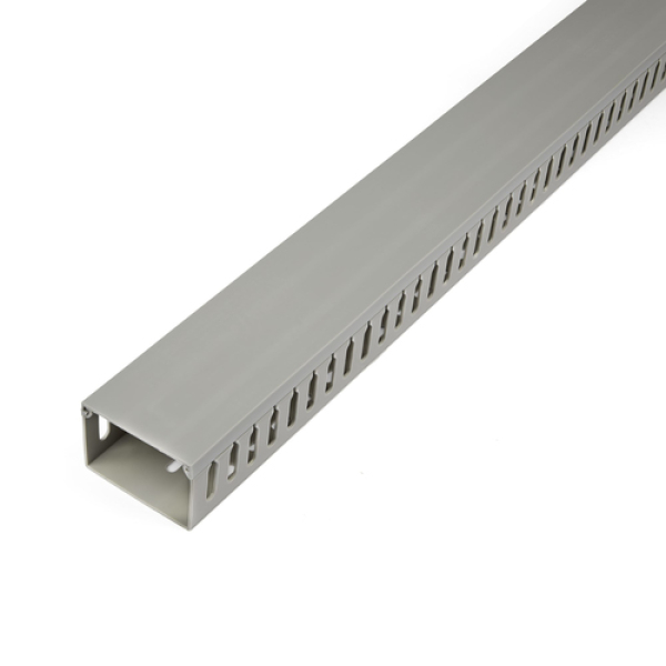 StarTech.com Canaleta para Cableado con Ranura Abierta y Tapa, 75 mm An x 50 mm Al - 2 m Lar - Ranuras de 8 mm, Cubierta de PVC o Conducto de Pared para Cables de Red - Para un Máximo de 180 Cables - UL