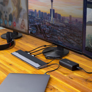 j5create JCD543P-FN Estación de acoplamiento de pantalla triple USB-C® con adaptador PD de 100 W - UK j5create JCD543P-FN Estación de acoplamiento de pantalla triple USB-C® con adaptador PD de 100 W - UK