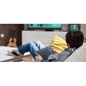 Logitech K400 Plus Tv teclado RF inalámbrico AZERTY Belga Negro