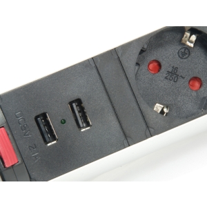 Equip 333304 unidad de distribución de energía (PDU) 3 salidas AC Negro, Plata