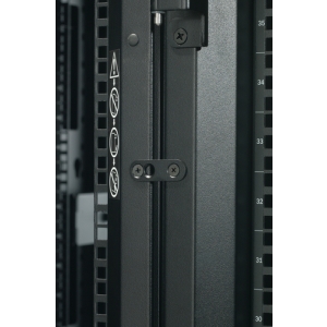 APC AR3100X717 armario rack 42U Rack o bastidor independiente Negro