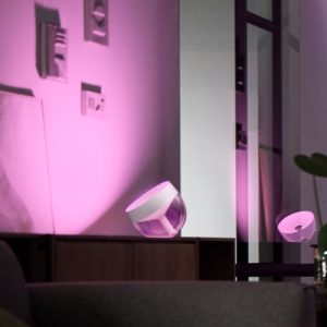 Philips Hue White and Color ambiance Lámpara de mesa Iris