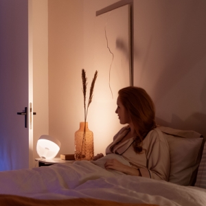Philips Hue White and Color ambiance Lámpara de mesa Iris