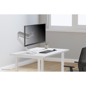 Neomounts soporte de escritorio para pantallas curvas ultra anchas Neomounts soporte de escritorio para pantallas curvas ultra anchas
