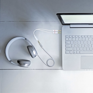 Nanocable Cable Adaptador Audio Jack 3.5/H de 4 Pines a 2 Jack 3.5/M de 3 Pines, Blanco, 20 Cm