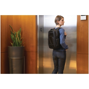 Kensington Mochila Contour™ 2.0 Executive para portátiles: 14”