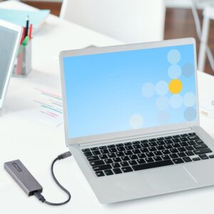 StarTech.com Caja Externa de Aluninio USB-C 10Gbps a NVMe M.2 o SSD M.2 SATA - Sin Herramientas para SSD M.2 NGFF PCIe/SATA - con Cables USB Tipo C o USB-A - 2230/2242/2260/2280