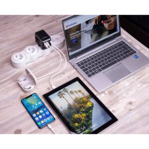 Verbatim 49546 adaptador de enchufe eléctrico Universal