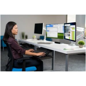 Kensington Brazo SmartFit® de altura ajustable con controles de un solo toque para dos monitores