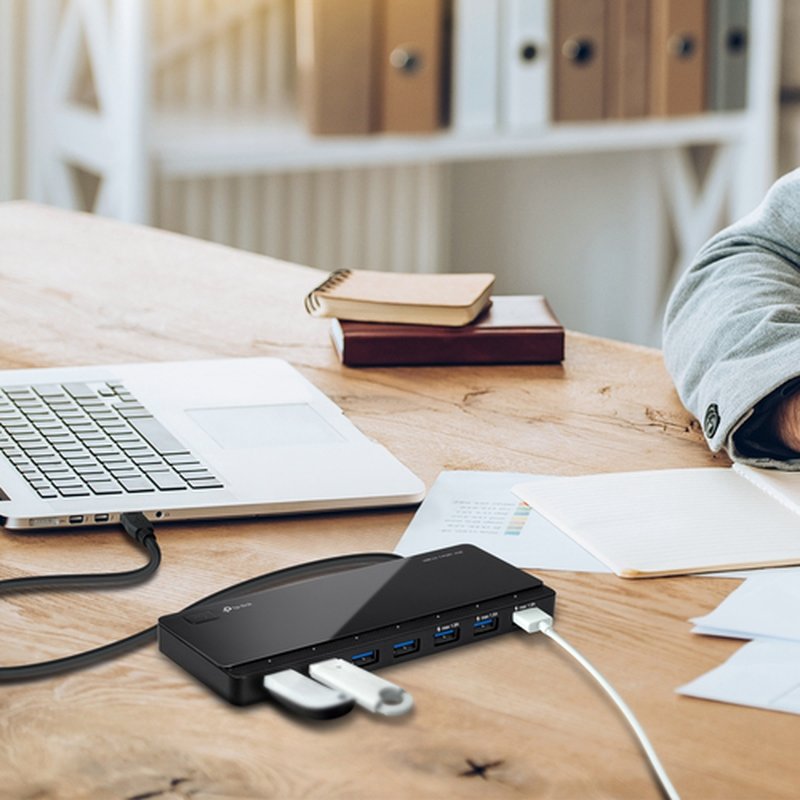 TP-Link UH700 hub de interfaz USB 3.2 Gen 1 (3.1 Gen 1) Micro-B 5000 Mbit/s Negro TP-Link UH700 hub de interfaz USB 3.2 Gen 1 (3.1 Gen 1) Micro-B 5000 Mbit/s Negro - Imagen 4