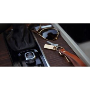 Kingston Technology DataTraveler SE9 G3 unidad flash USB 64 GB USB tipo A 3.2 Gen 1 (3.1 Gen 1) Oro Kingston Technology DataTraveler SE9 G3 unidad flash USB 64 GB USB tipo A 3.2 Gen 1 (3.1 Gen 1) Oro