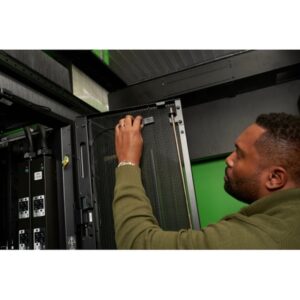 Alternative view of APC APDU1335T accesorio para UPS