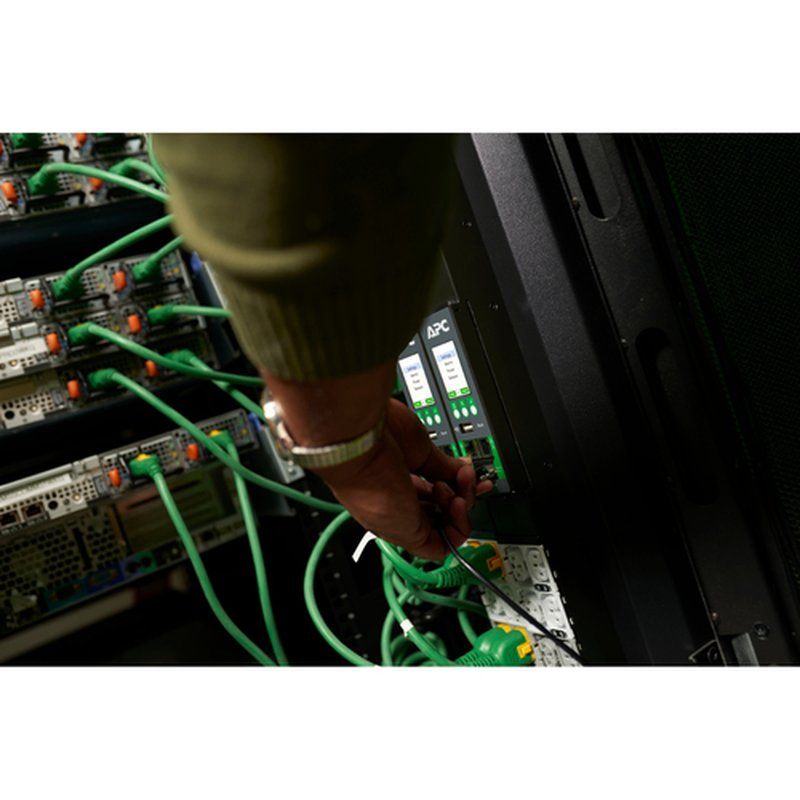 APC NS Rack PDU Adv SWD 7.4kW 1PH 230V 32A unidad de distribución de energía (PDU) 40 salidas AC 0U - Imagen 8