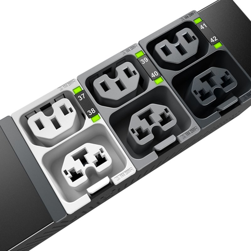 APC NS Rack PDU Adv SWD Met 7.4kW 1PH 230V unidad de distribución de energía (PDU) 40 salidas AC 0U - Imagen 7