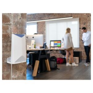 NETGEAR SRK60B03 router inalámbrico Gigabit Ethernet Tribanda (2,4 GHz/5 GHz/5 GHz) 4G Blanco