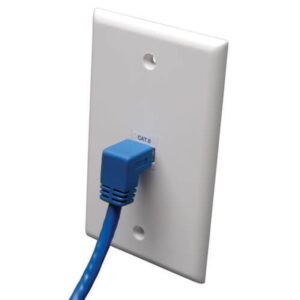 Tripp Lite N204-010-BL-DN Cable Ethernet (UTP) Moldeado Cat6 Gigabit en Ángulo hacia Abajo (RJ45 en Ángulo Recto hacia Abajo M a RJ45 M), Azul, 3.05 m [10 pies]