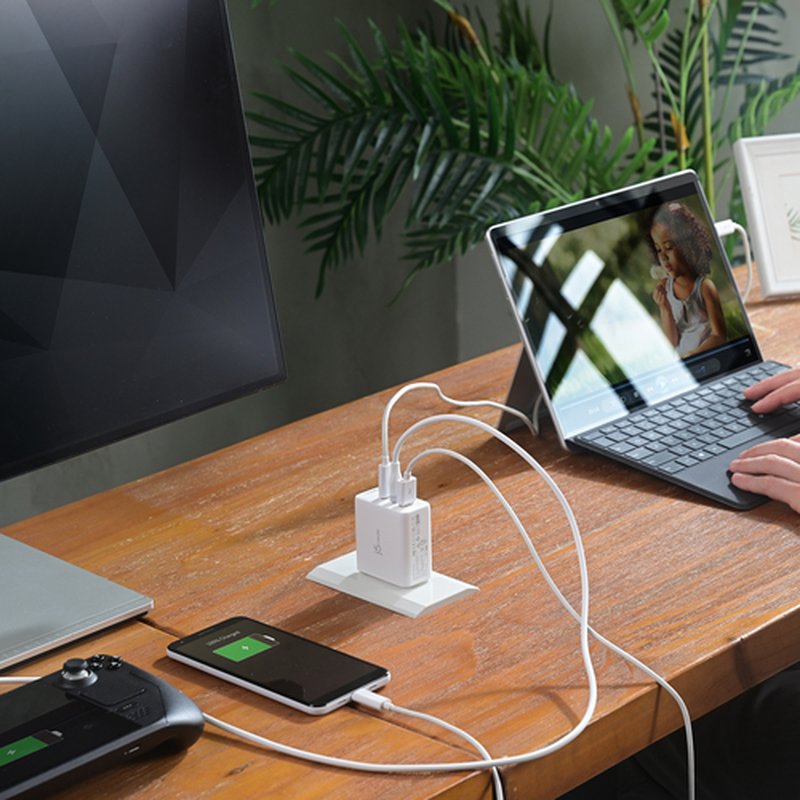 j5create Cargador de viaje de 3 puertos GaN de 65 W con enchufes intercambiables CA y cable USB-C - Imagen 8