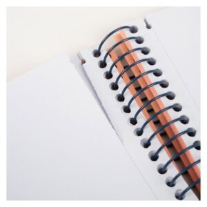 CUADERNO A4 CON ESPIRAL Y TAPA DURA, 80 HOJAS BLANCAS DE 95 GR/M, COLECCIÓN 430 SINCE 1918, AZUL MILAN 57141E80B