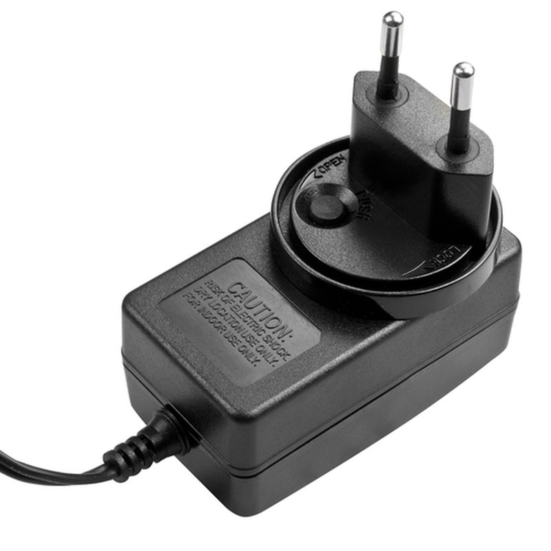 Lindy 73813 adaptador e inversor de corriente 15 W Negro - Imagen 2