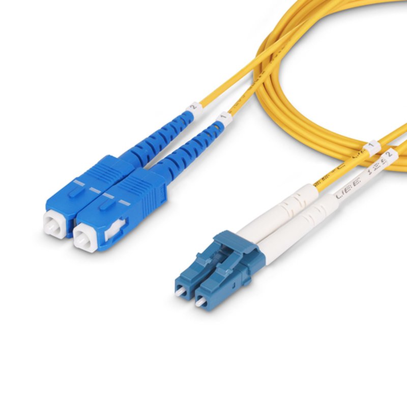 StarTech.com Cable de Fibra Óptica LC a SC (UPC) OS2 Monomodo 9/125µm 10G LSZH Dúplex de 7m - Low Insertion Loss - Resistente a Dobleces - Cable de Conexión de Parcheo LSZH - Imagen 7