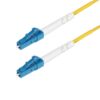StarTech.com Cable de Fibra Óptica Simplex LC a LC (UPC) OS2 Monomodo de 10m - 9/125µm - 40G/100G - Resistente a Dobleces - Low Insertion Loss - Cable LSZH - Cable de Parcheo de Fibra
