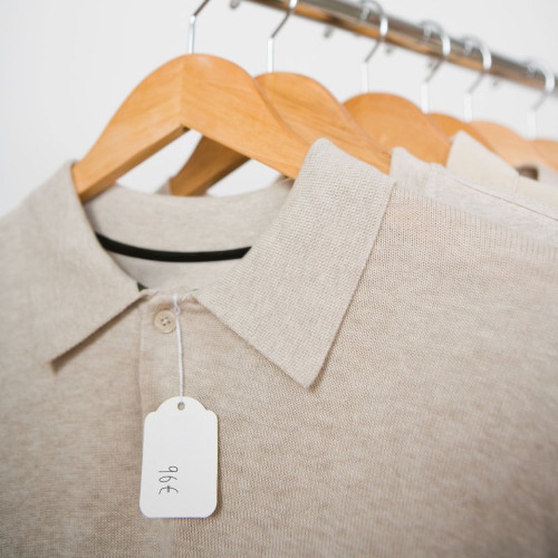 CAJA 500 ETIQUETAS COLGANTES BLANCAS 28 X 43 MM APLI 391 - Imagen 3