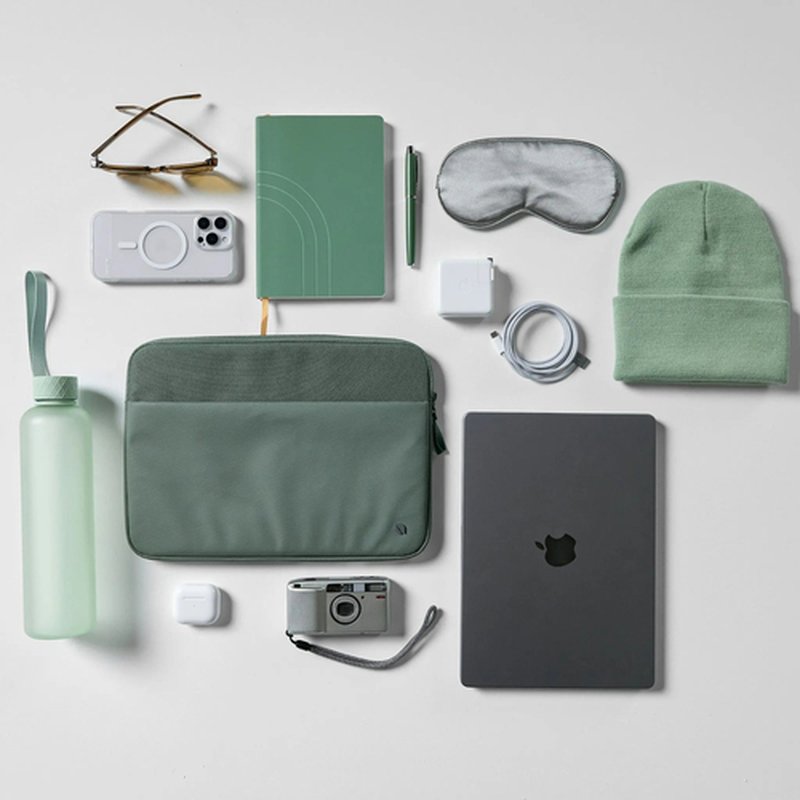 Incase ARC Funda para con ReSpun 100 % poliéster reciclado para portátil de 16 pulgadas (M1-M4, 2021-2024) Incase ARC Funda para con ReSpun 100 % poliéster reciclado para portátil de 16 pulgadas (M1-M4, 2021-2024) - Imagen 6