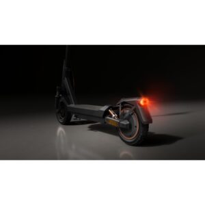 Alternative view of NAVEE GT3 PATINETE ELECTRICO