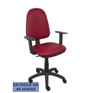 PIQUERAS Y CRESPO Silla Aýna similpiel granate brazos regulables