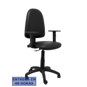 PIQUERAS Y CRESPO Silla Aýna similpiel negro con brazos regulables