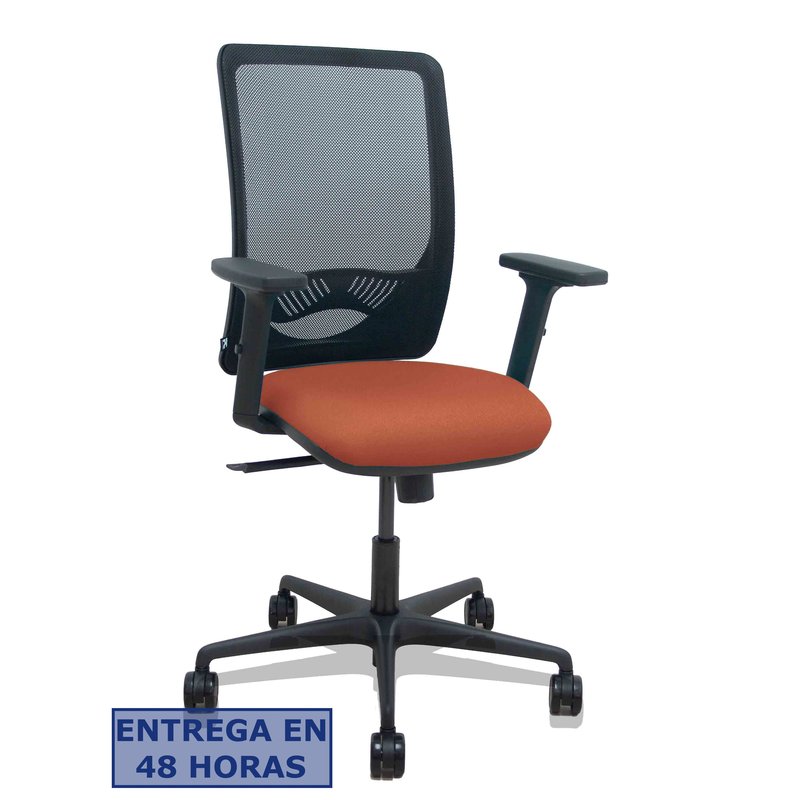 PIQUERAS Y CRESPO Silla Zulema sincro malla negra asiento bali marron brazos 2D ruedas 65mm