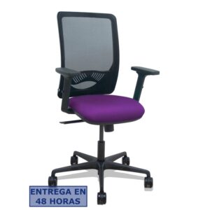 PIQUERAS Y CRESPO Silla Zulema sincro malla negra asiento bali morado brazos 2D ruedas 65mm