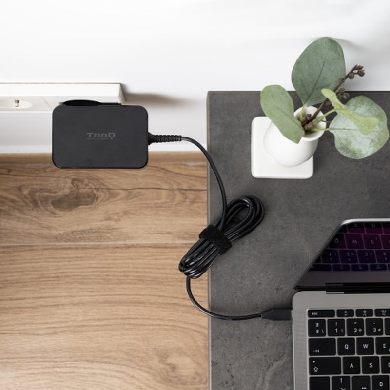 TooQ Cargador de portátil GAN USB-C PD 100W, Negro - Imagen 3