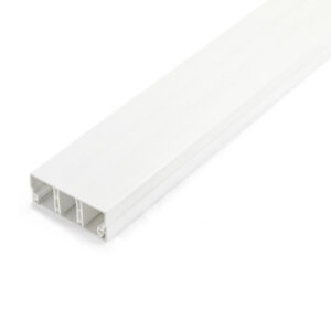 Alternative view of StarTech.com Canaleta de Gestión de Cable Sólido con Tapa. 50 mm de An x 20 mm de Al - 2 m de Lar. Con 3 Divisiones para Ocultar Cables de Red - Sistema de Conducto de Cableado para Cables de Alimentación - UL