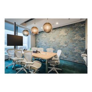 VISION Floor to Ceiling Display Column