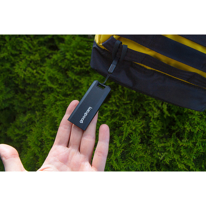 Goodram SSDR-GMRE-02T-K0 unidad externa de estado sólido 2 TB 3.2 Gen 2 (3.1 Gen 2) Negro