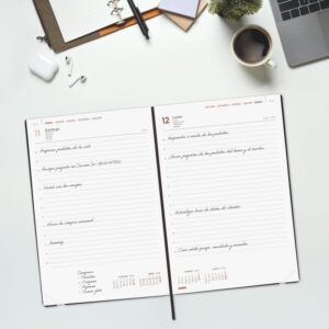 Alternative view of AGENDA 2026 DYNAMIC MARA Y11 164X240MM DIA PAGINA AZUL FINOCAM 621981026