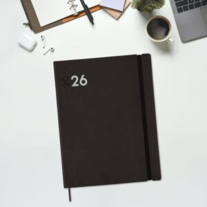 AGENDA 2026 DYNAMIC MARA Y12 210X270MM DIA PAGINA NEGRO FINOCAM 621186026