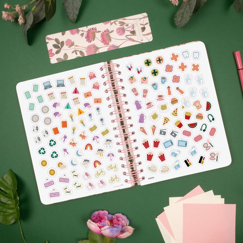 AGENDA 2026 MONIQUILLA E10 155X212MM DIA PAGINA AMAPOLA FINOCAM 770110126 - Imagen 2