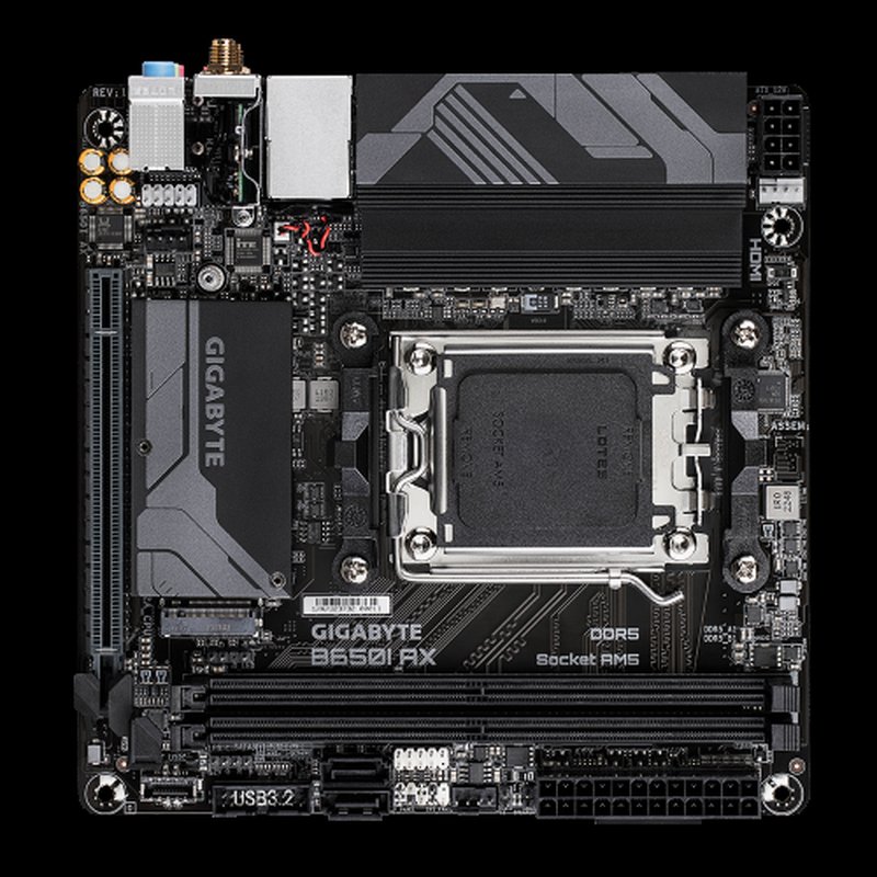 GIGABYTE B650I AX Placa base - AMD Ryzen serie 9000, VRM de 5+2+1 fases, hasta 6400 MHz DDR5 (OC), 1xPCIe 4.0 M.2, LAN 2,5 GbE, WIFI 6E, USB 3.2 Gen 2 - Imagen 4
