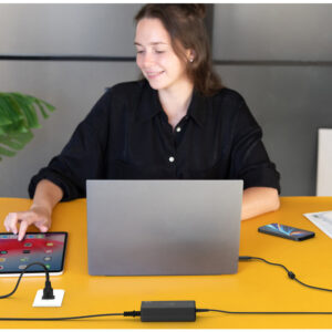 j5create Adaptador de Corriente USB-C® PD de 65W